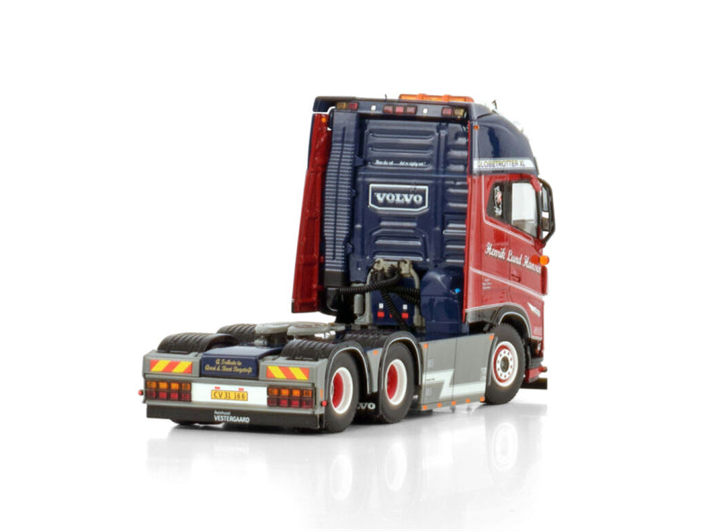 WSI VOLVO FH5 GLOBETROTTER XL 6X2 TAG AXLE Henrik Lund Hansen 1:50 Truck Pre-built Model