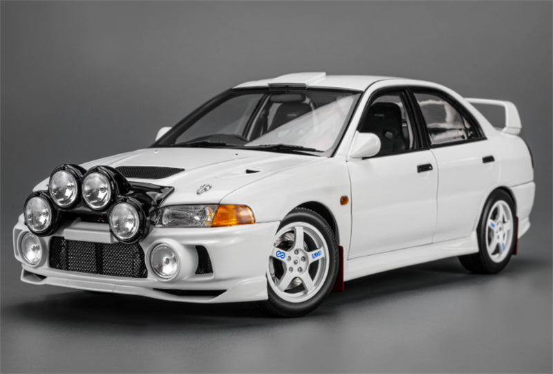 1:18 Mitsubishi Lancer Evolution IV GSR  WHITE / BONNET RALLY LAMP POD MOTORHELIX Limited Edition 499PCS ONLY DIECAST Model