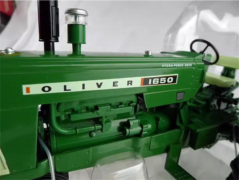 SpecCast Oliver 1650 Gas Narrow Tractor green 1:16 Truck Pre-built Model