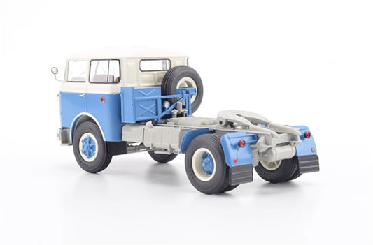 Premium ClassiXXs Skoda 706-RTTN tractor truck Czech Republic blue 1:43 Truck Pre-built Model