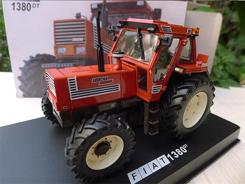 REPLICAGRI Fiat 1380DT New Holland agricultural tractor Red 1:32 Truck Pre-built Model