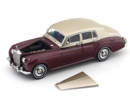 GFCC 1955 Rolls Royce Silver Cloud classic car Gold and Red Double LHD 1:64 car Pre-built Model view2