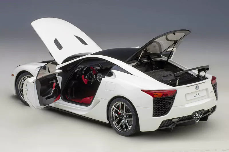 AUTOART LEXUS LFA Car White carbon top 1:18 DIECAST car