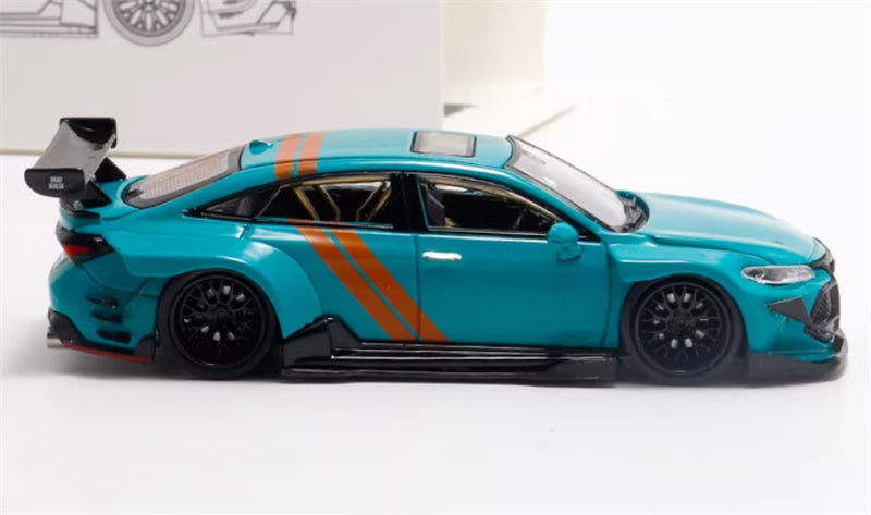 LeManFang Toyota Avalon Mk4 XX50 Wide Body Car green 1:64 Car Pre-built Model view3