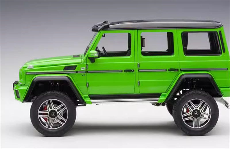 Autoart Mercedes Benz G500 4×4² Green 1/18 DIECAST CAR