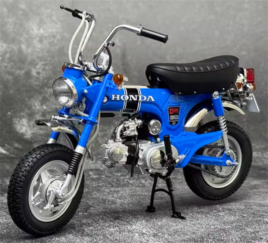 EBBRO HONDA DAX ST50 1969 blue 1:10 motorcycle Pre-built Model view1