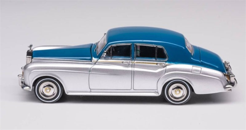 GFCC 1965 Rolls Royce Silver Cloud III classic car Blue Silver Double LHD 1:64 car Pre-built Model view2