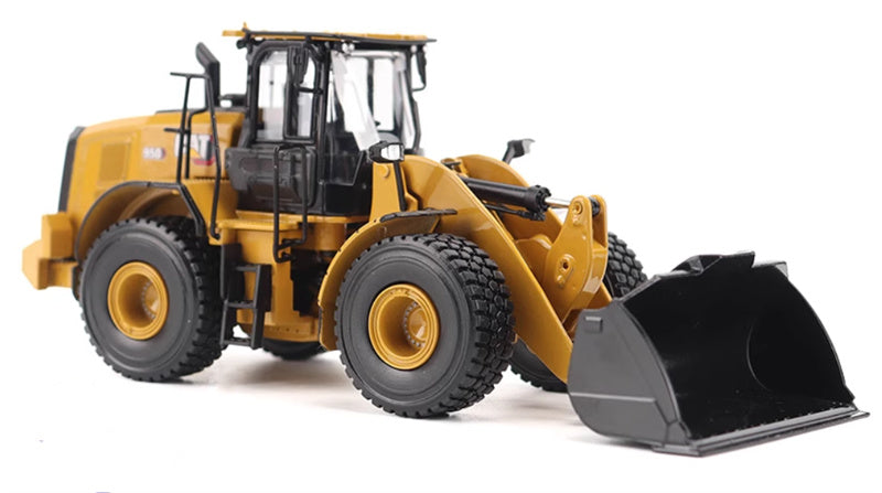 CATERPILLAR 950 Wheel Loader Yellow 1:50 Truck Pre-built Model