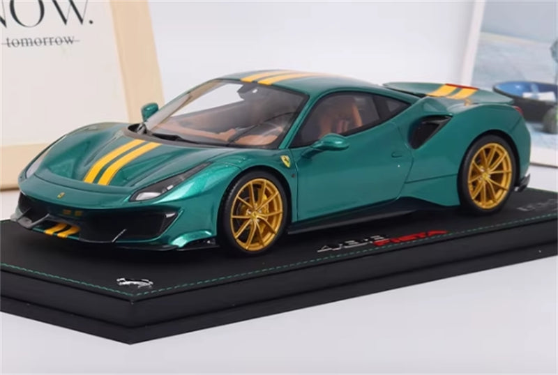 1:18 Ferrari 488 Pista  Metallic Green BBR MODELS Gift Box Edition Limited Edition 28PCS ONLY Resin Model