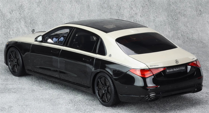 Almost Real Mercedes Maybach S-Class S680 Dark Night Series Haosha Silver/Agate Black 1:18 Car Pre-built Model view7