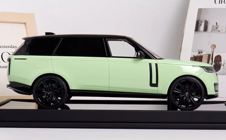 1:18 Land Rover Rover  Light Green  MOTORHELIX Honor Creation Extended Edition LTD 99PCS ONLY Resin car Model