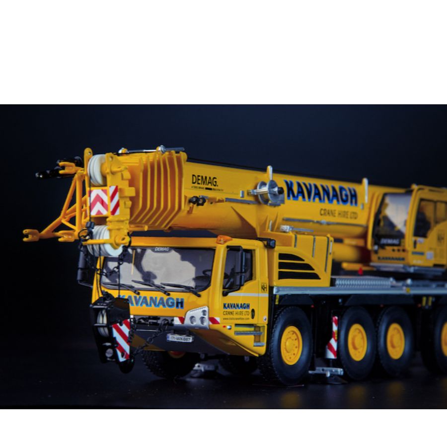 IMC Demage AC 220-5 Crane Irish Kavanagh 1/50 DIECAST 0