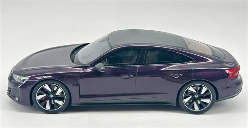 GT Spirit Audi RS E-TRON GT VELVET VIOLET Limited Edition 1:18 Car Pre-built Model view4