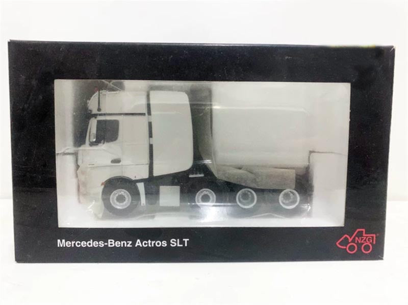 1:50 Mercedes-Benz  ACTROS GIGASPACE SLT NZG  White Diecast Model