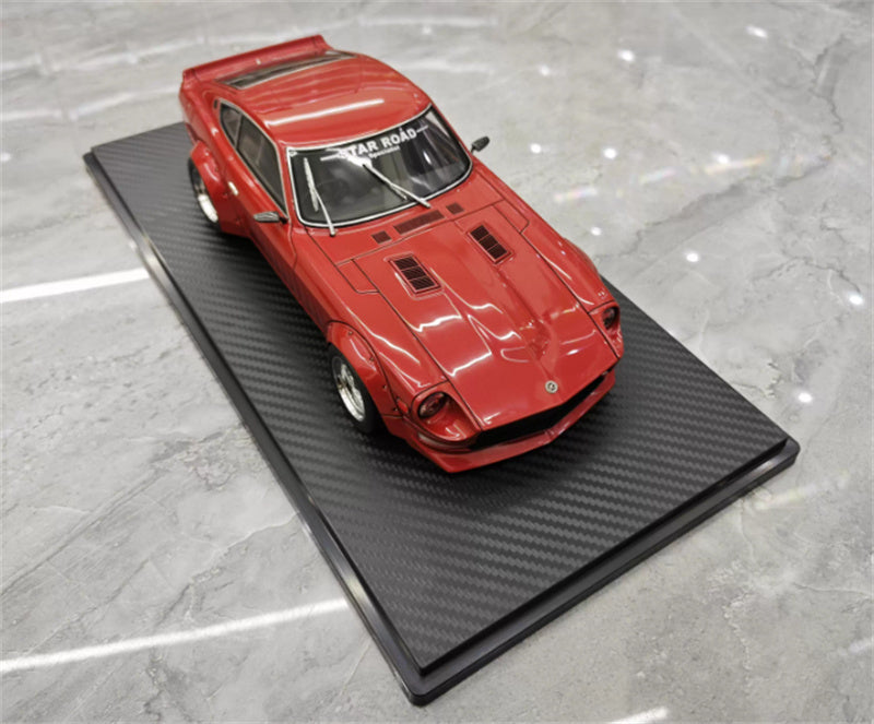 IGNITION MODEL Nissan Fairlady ZS30 STAR ROAD METALATE RED 1:18 Car Pre-built Model view4