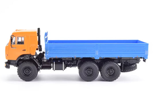 StartScaleModels Russia KAMAZ-43118 heavy-duty flatbed truck 1:43 Truck Pre-built Airliner Model Display view2