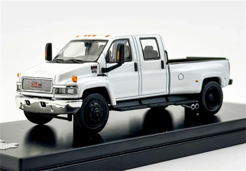 1:64 Chevrolet Toplick Pickup White GOC DIECAST Limited Edition 450pcs ONLY Model