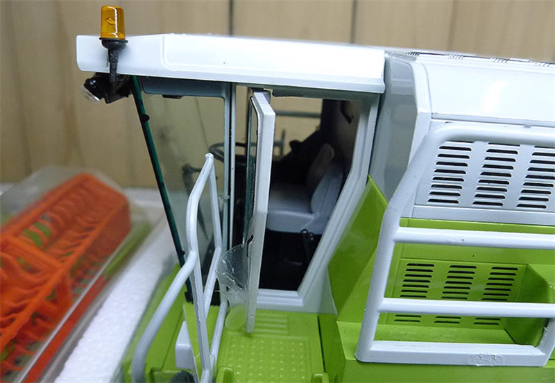 REPLICAGRI Claas Dominator 88 MAXI Agricultural harvester Green 1:32 Truck Pre-built Model