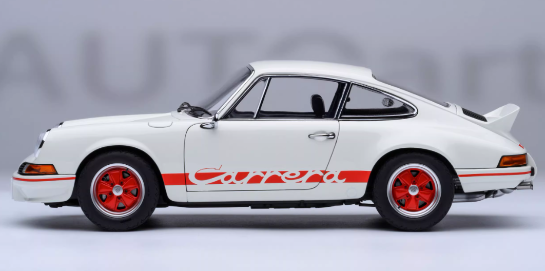 AUTOART Porsche 911 CARRERA 2.7 RS White 1:18 Car Pre-built Model view6
