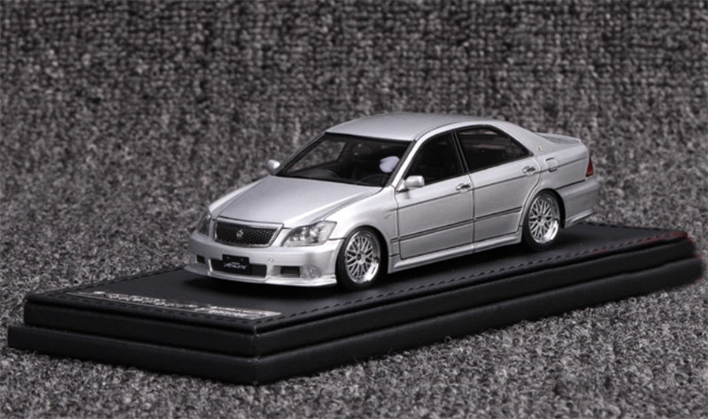 IGNITION MODEL Toyota Crown GRS180 3.5 Athlete Silver with BBS Wheel 1:43 Model view1