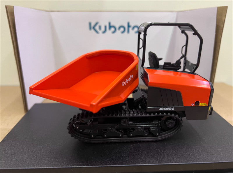 Universal Hobbies KUBOTA KC300HR-5 Tracked dump truck 1/24 Truck Pre-built Model