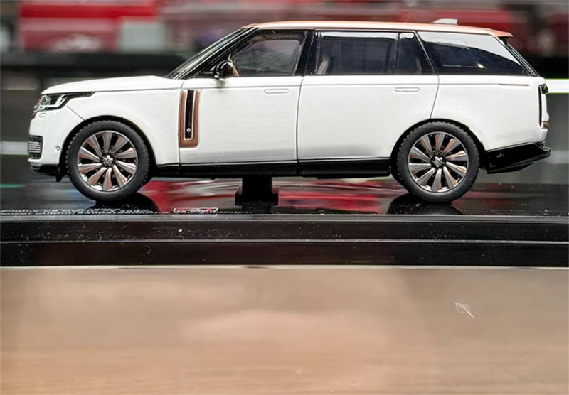 1:43 Land Rover Range Rover Honor Genesis 2022 White Gold Top  LCD MODELS Extended Edition DIECAST Car Model