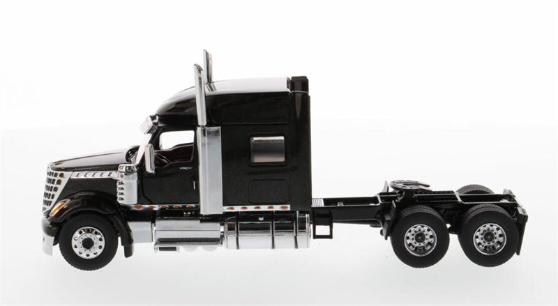 CATERPILLAR  International LoneStar Sleeper American version Black Tandem Prime Mover Tractor Truck 1:50 Truck Pre-built Model