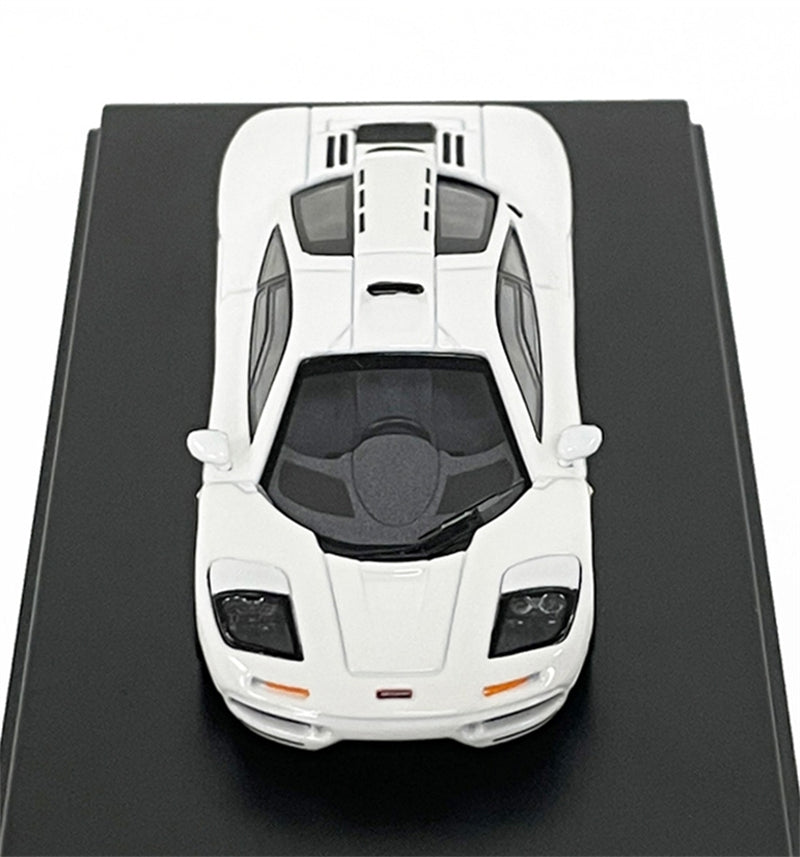 LCD-MODELS Mclaren F1 Super Car Pearl White 1:64 car Pre-built Model view2