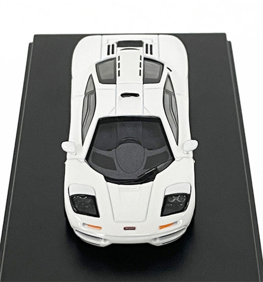 LCD-MODELS Mclaren F1 Super Car Pearl White 1:64 car Pre-built Model view2
