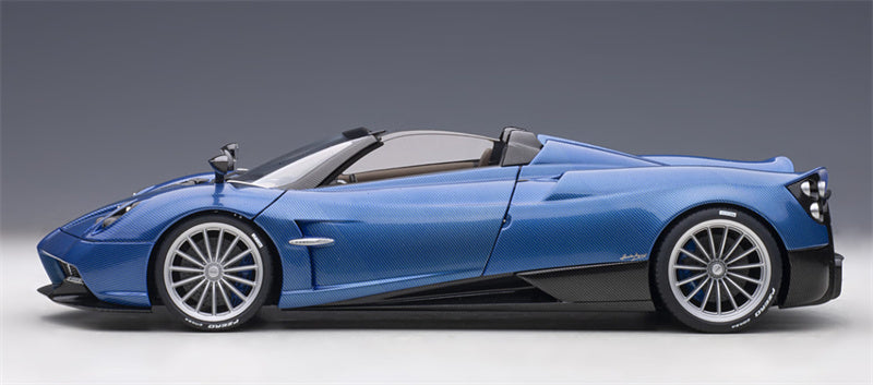 AUTOART Pagani Huayra Roadster Blue Carbon 1:18car Pre-a Model