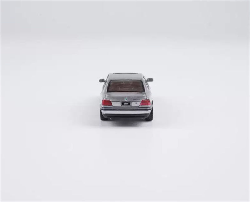 1:64 BMW 750IL Aspen Silver Metallic MINIGT DIECAST Model