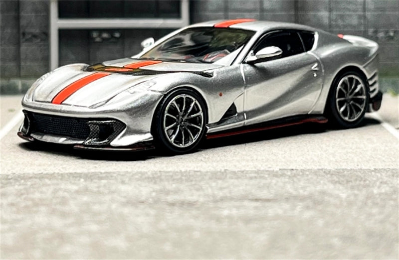 TOC Ferrari FE812C Coupe Sports ARGENTO NURBURGRING / FLUORESCENT RED 1:64 Car Pre-built Model