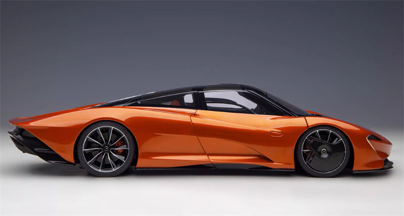AUTOART McLaren Speedtail supercar orange 1:18 Car Pre-built Model view6