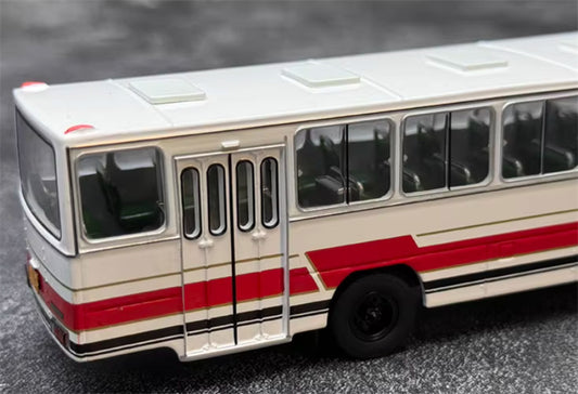 AUTO-GLIMPSE Huanghai DD6111CS Bus red white 1:64 Bus Pre-built Model view2