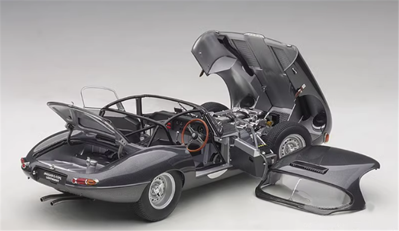 AUTOART JAGUAR LIGHTWEIGHT E-TYPE Dark grey 1/18car Pre-a Model