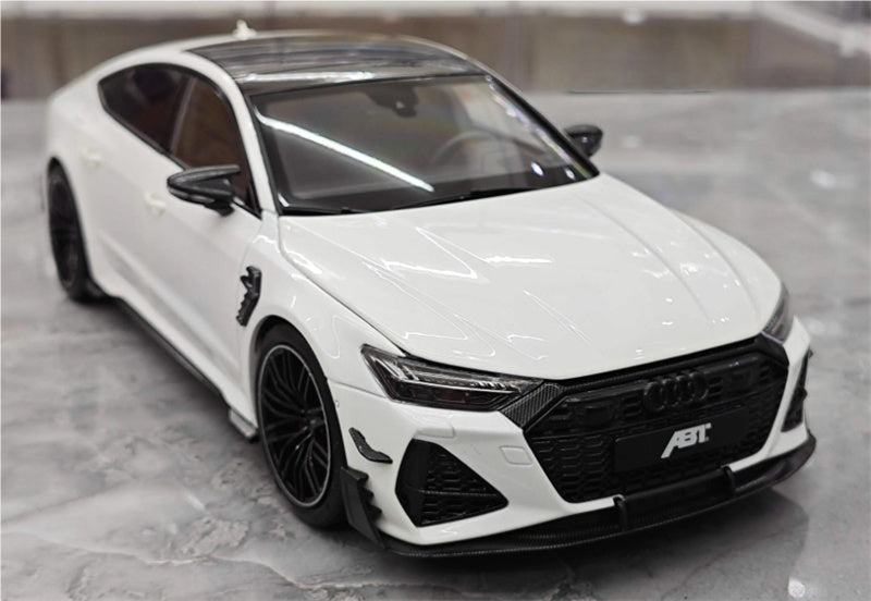 KengFai 2021 Audi RS7 C8 Sportback Pearlescent white ABT 1:18 Car Pre-built Model