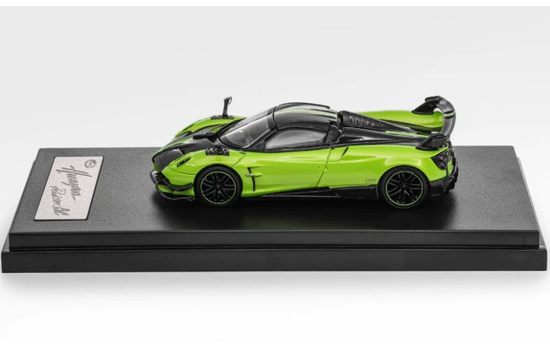 1:64 Pagani Huayra Roadster BC LCD Green Diecast Model view3