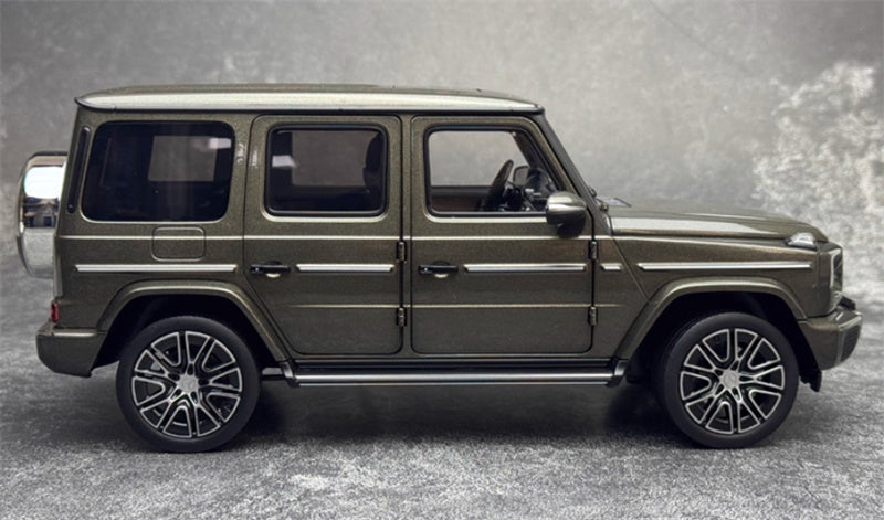 NOREV 2024 Mercedes Benz G500 G-Class off-road olive drab 1:18 Car Pre-built Model view6