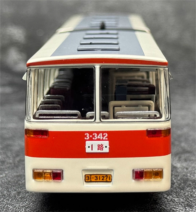Beijing Public Transport BG670 1 Road articulated bus tangerine orange 1:64 Bus Pre-built Model view8