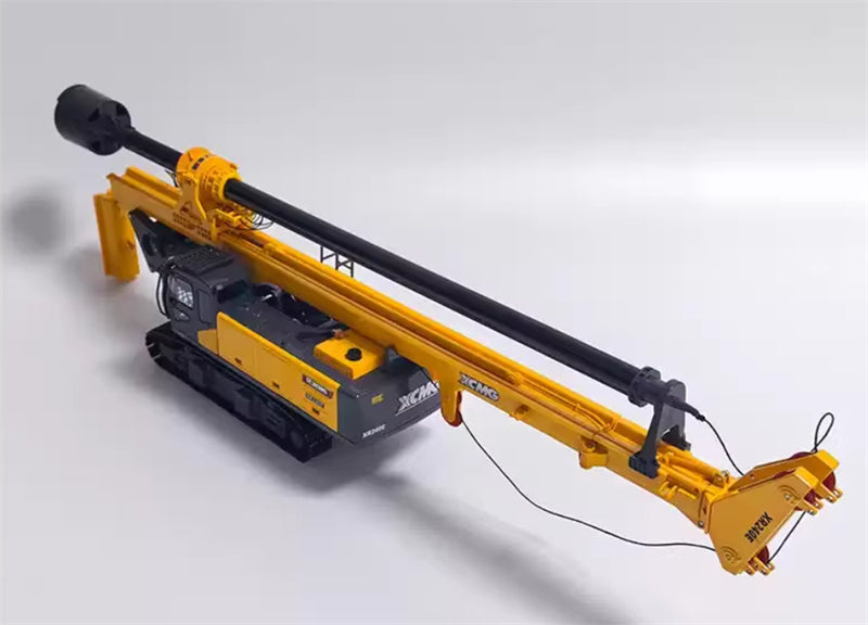 1:35 XR240E XCMG yellow DIECAST Model