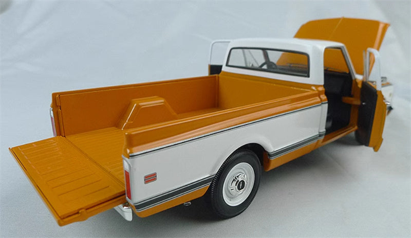 First Gear Chevrolet C-10 Pickup orange 1:25 Car Pre-built Model