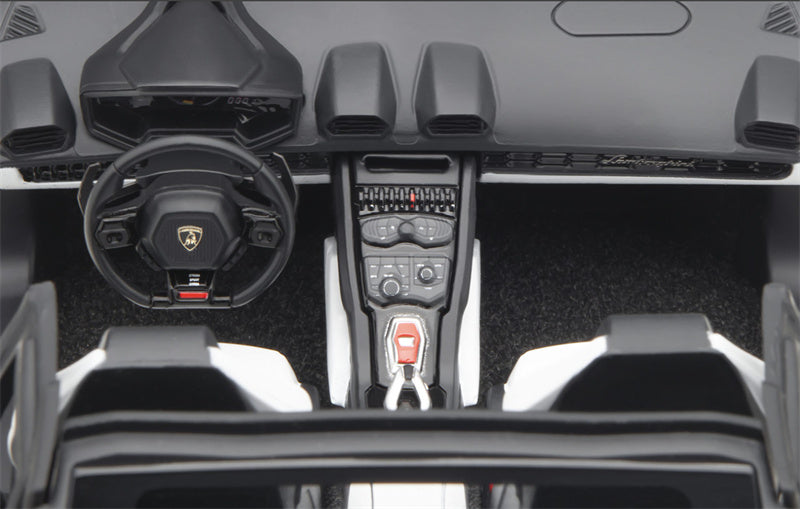 AUTOART Lamborghini HURACAN GT supercar white LBWK AirREX Liberty Walk AK-produce LB PERFORMANCE 1:18 Car Pre-built Model view4