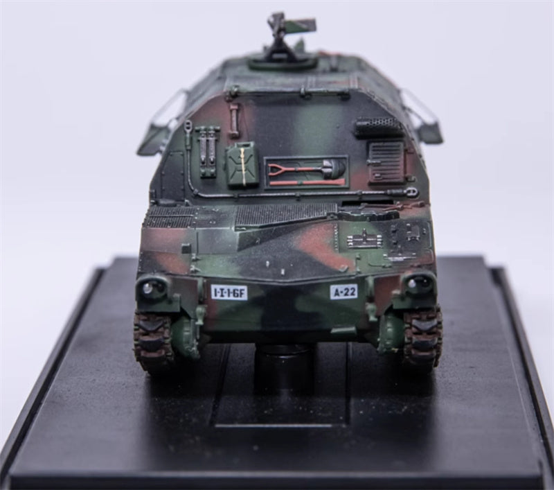 RZ-MODEL US M992A1 Field Artillery Ammunition Support Vehicle KFOR NATO camouflage #31 1:72 Tank Pre-built Model