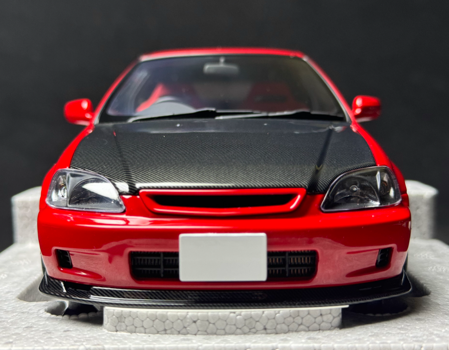 Motorhelix Honda Civic Type R EK9 Milan Red/Carbon Fiber Head Cover Limited Edition 599PCS ONLY 1:18 Car Pre-built Model view11