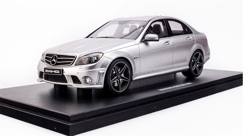 GT SPIRIT Mercedes Benz C63 AMG silver Limited Edition 1:18 Car Pre-built Model view1