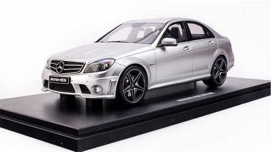 GT SPIRIT Mercedes Benz C63 AMG silver Limited Edition 1:18 Car Pre-built Model view1