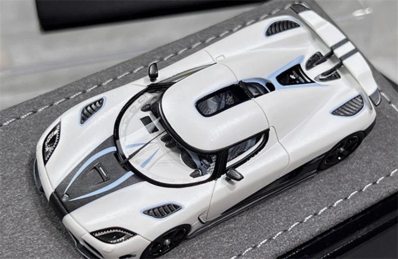 GRYNING Koenigsegg Agera R Supercar Semi Matte White Limited Edition 399PCS ONLY 1:64 car Pre-built Model view6