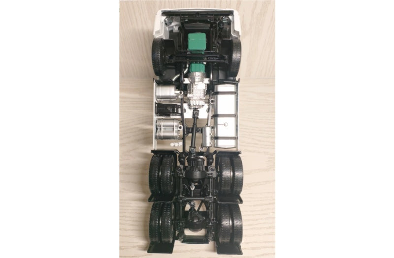 FAW Jiefang JH6 tractor White Overseas Edition 1:24 Truck Pre-built Airliner Model Display view8