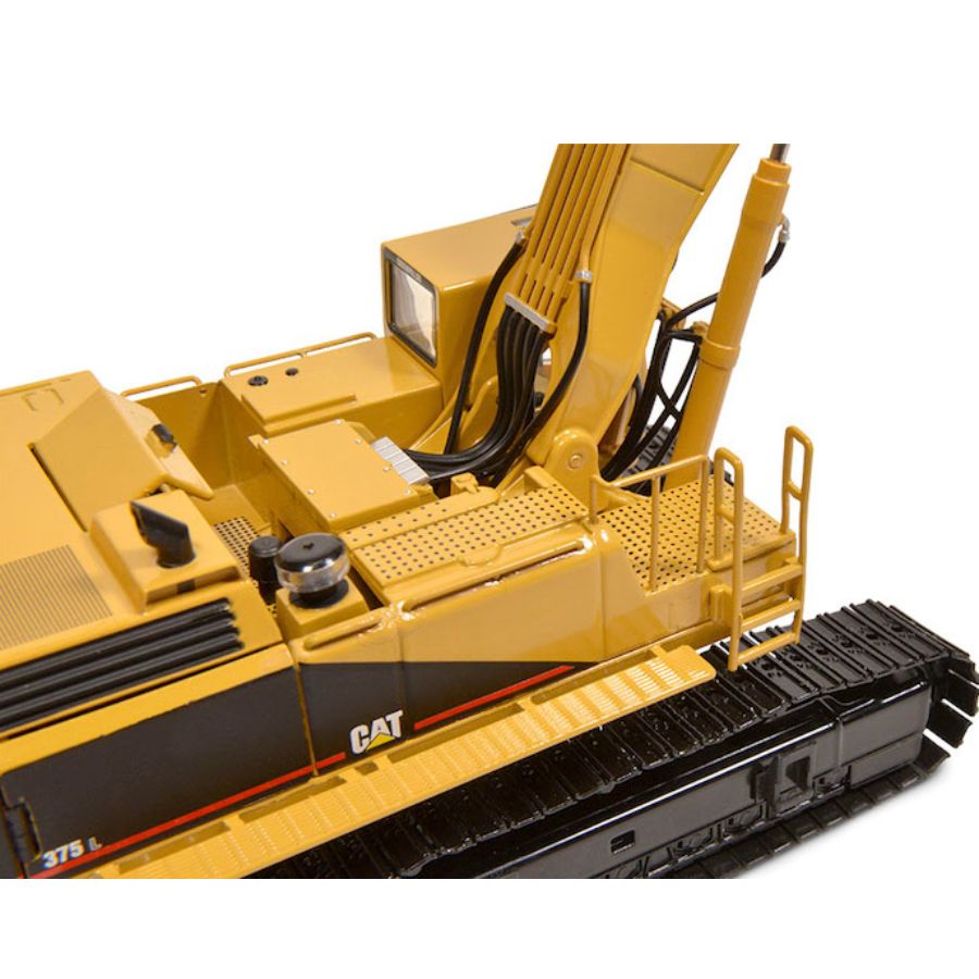 CCM CAT 375L Hydraulic excavator Limited Edition
 1/48 DIECAST 0