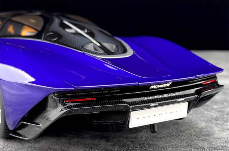 AUTOART MCLAREN SPEEDTAIL Purple 1:18 ABS Car